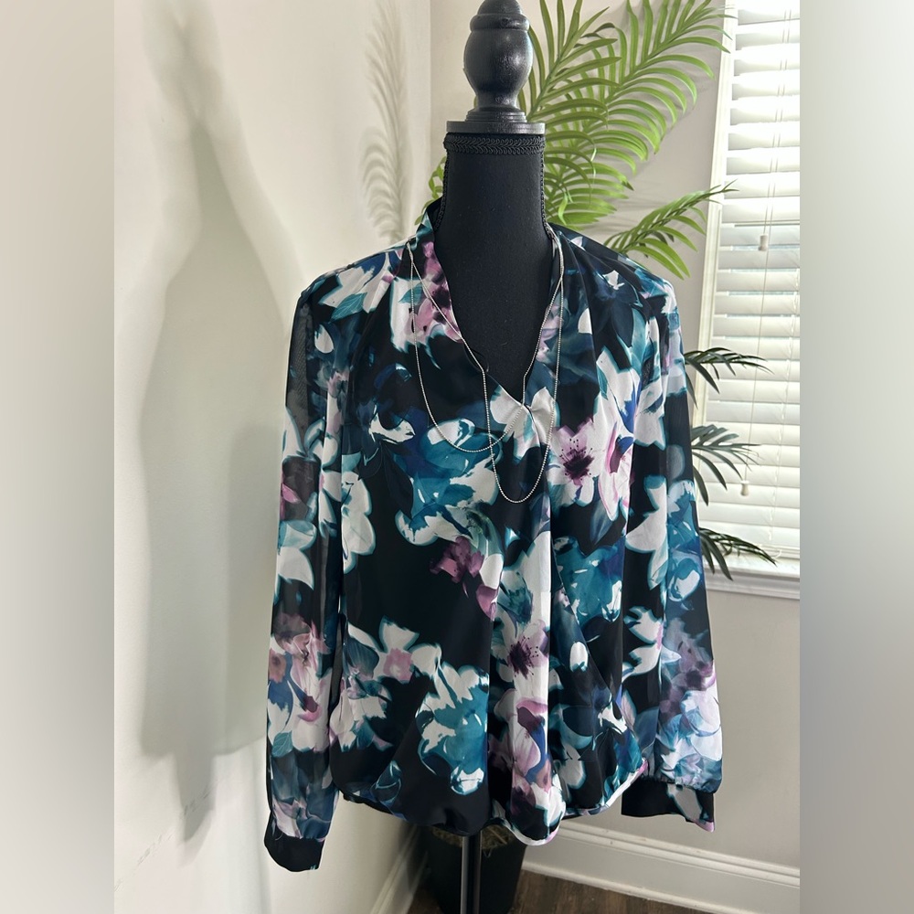 Jennifer Lopez Floral Blouse • Size‎ M • Romantic Fairycore